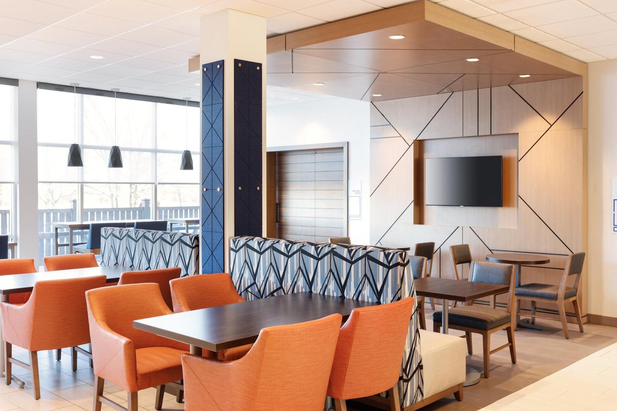 Holiday Inn Express Hotel & Suites Vineland Millville By Ihg Zewnętrze zdjęcie